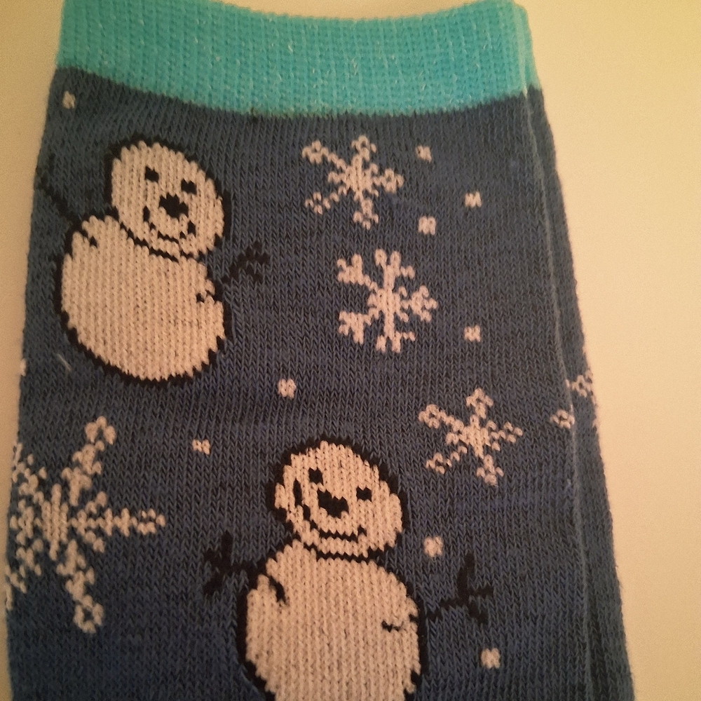 Snowman Patterned Holiday Socks - Picture 3 of 3